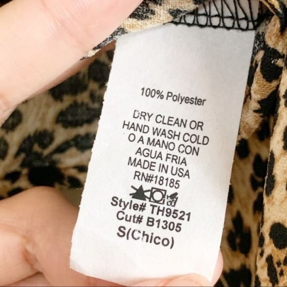 Audrey 3+1 Leopard Print Bubble Sleeve Crop Top - Picture 7 of 7